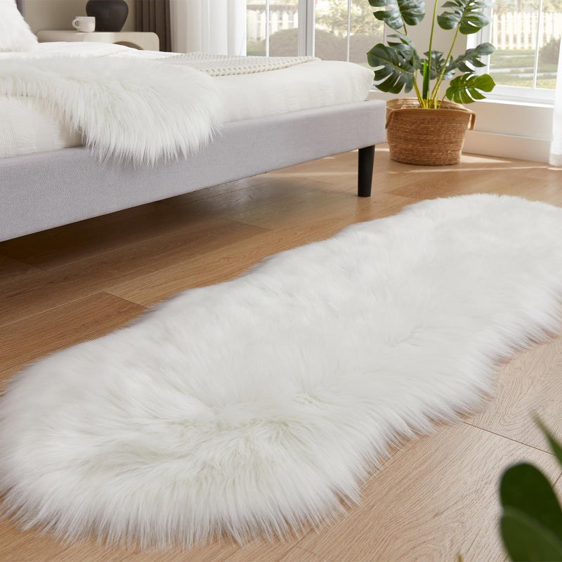 Easy Joy EasyJoy Ultra Soft Fluffy Shaggy Area Rug Faux Fur Rug Chair Cover Seat Pad Fuzzy Area Rug for Bedroom Floor Sofa Living Room (2 x 6 ft Sheepskin, White) - Image 4