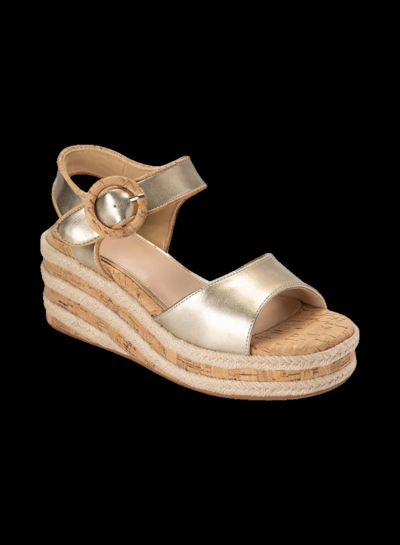 باتا صندل منصة بكعب ويدج وأحزمة