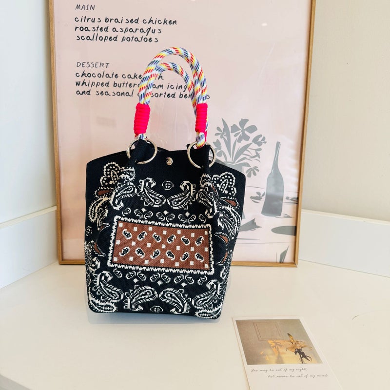 Spring New Ins Style Flower Knitted Handbag Women'S Fashion Travel Po Hand Bag Large Capacity Bucket Bag - Image 1