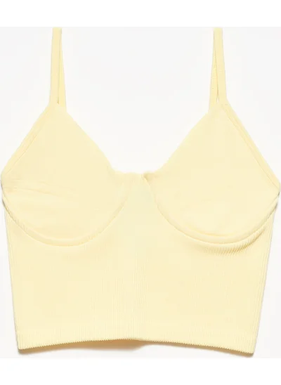 ديلفين 3647 Chest Cup Top-Yellow