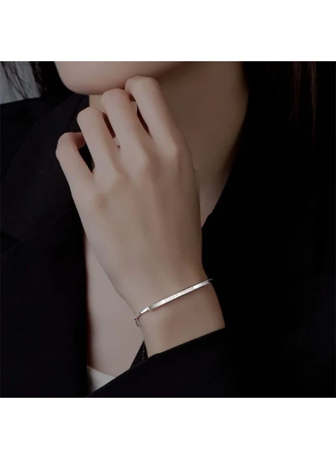 Luxuria The Lover Dream bracelet is a fashionable accessory featuring an adjustable "push-pull" design to fit various wrist sizes. - Image 3