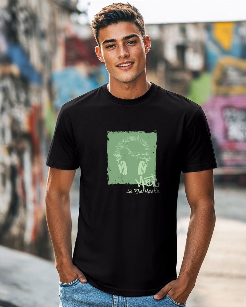 bewakoof Men's Black The New O2 Graphic Printed T-shirt - Image 2