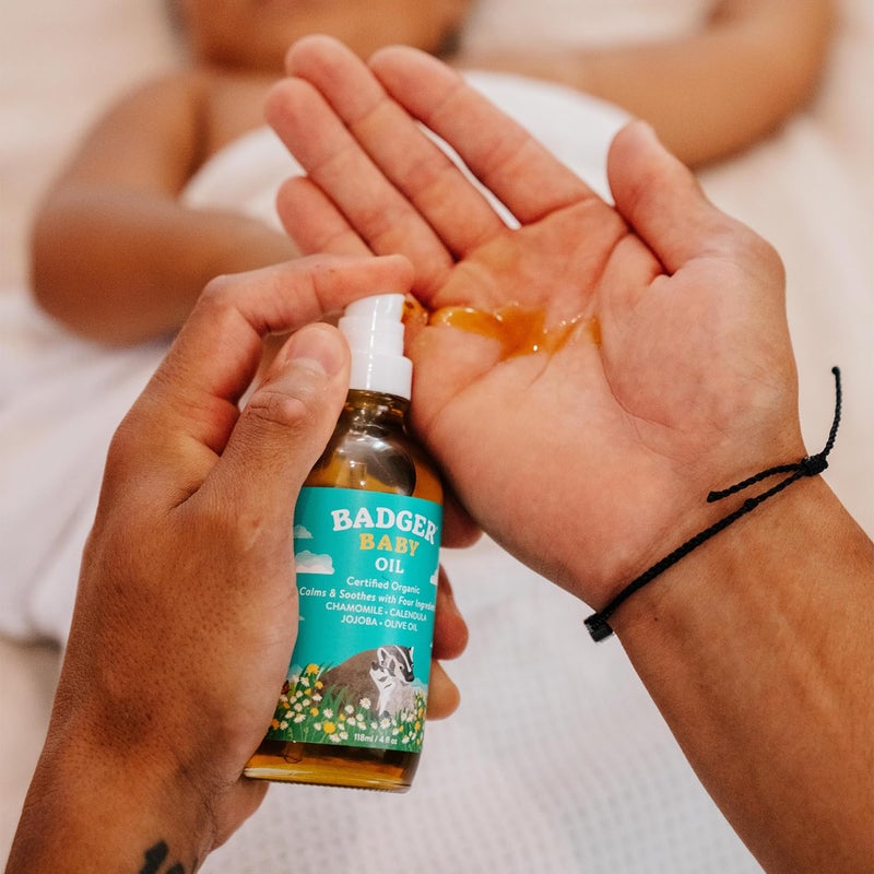 بادجير Baby Oil, Chamomile  Calendula, Certified Organic Soothing Oil for Dry Skin or Cradle Cap, 4 Fl Oz Glass Bottle - Image 5