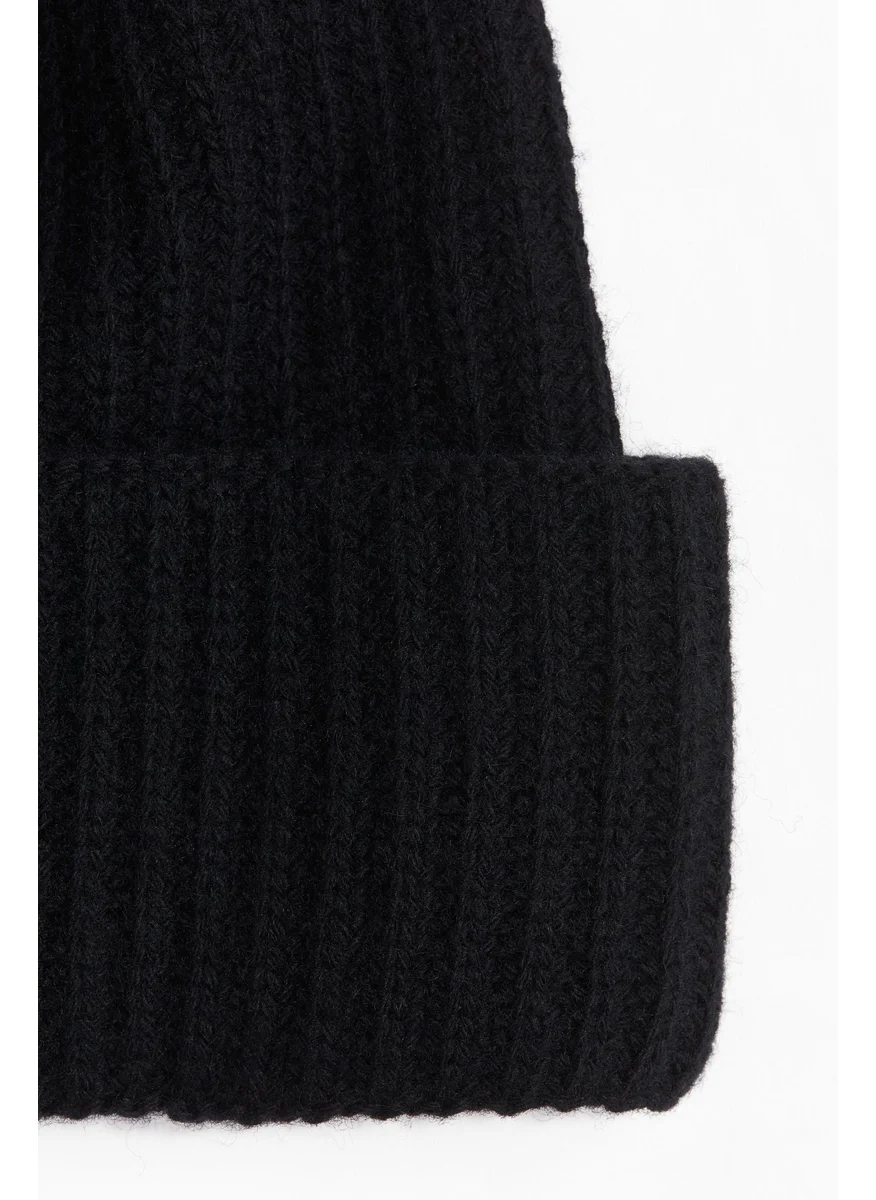 H&M Ribbed Wool-Blend Hat