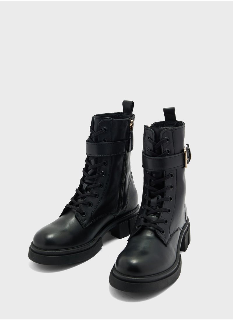 TOMMY HILFIGER - Feminine Biker Boot - Image 1