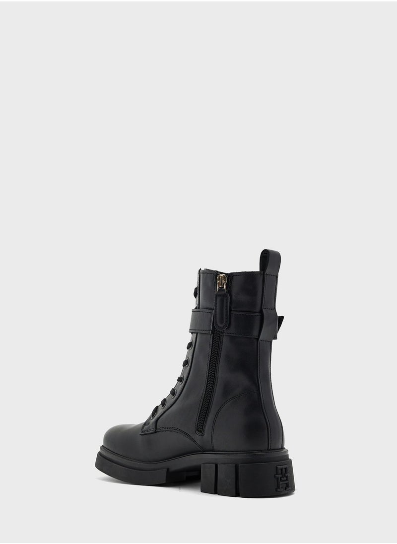 TOMMY HILFIGER - Feminine Biker Boot - Image 1