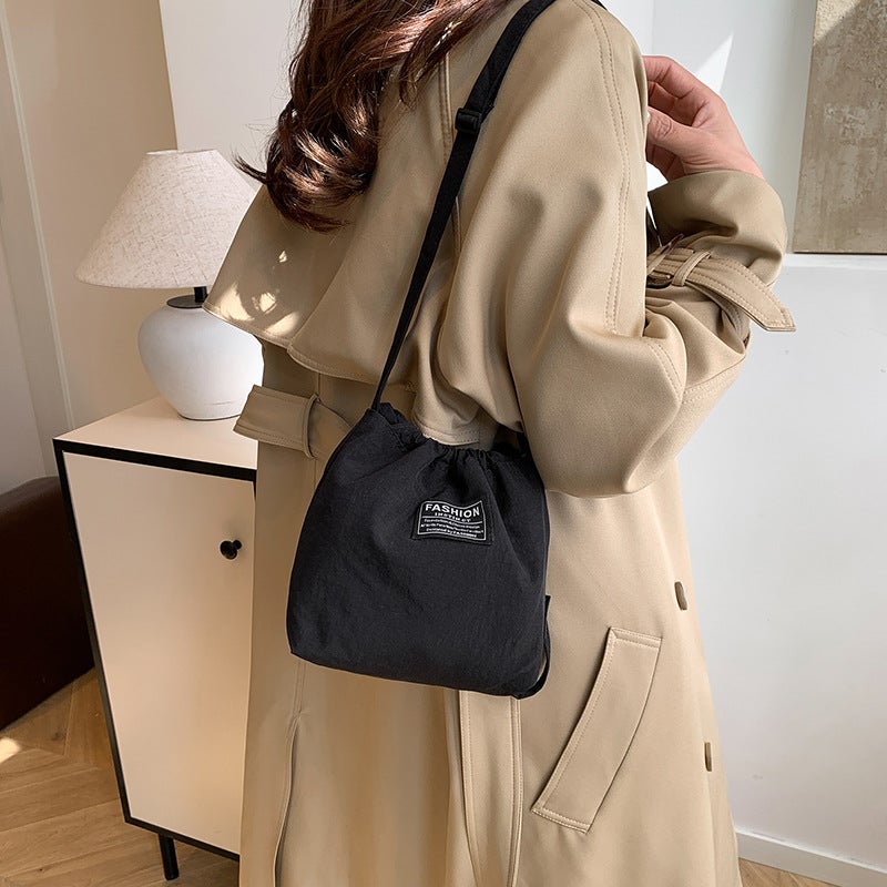 Bag Women'S Leisure Bucket Bag College Students' Class Commuter Large Capacity Niche Design Shoulder Cloth Bag - Image 3