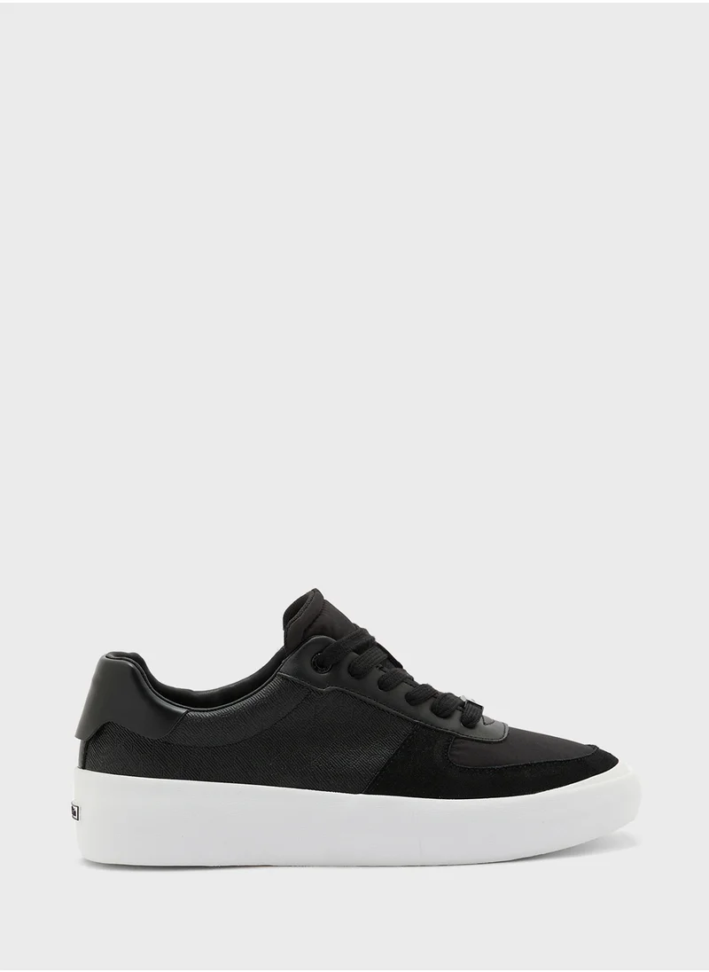 CALVIN KLEIN Lace Up Low Top Sneakers