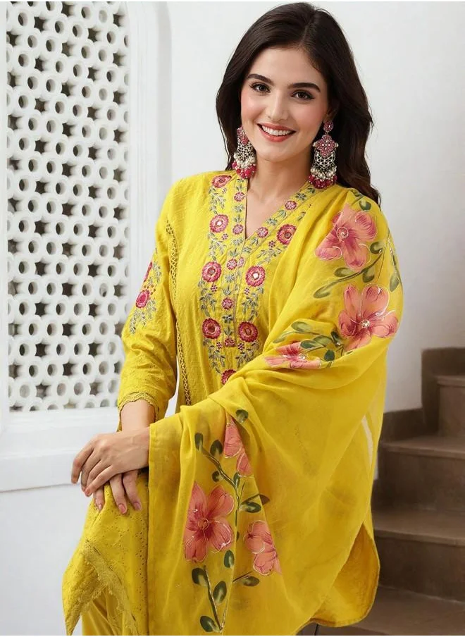 آي شين Elastic Women Mustard Cotton Kurta Set with Embroidered pattern Tunic and Palazzo features a Round neckline and Three-Fourth Sleeve secured with Elastic closure and styled in Straight Fit ideal for Festive moments — perfect for fashion-forward occasions.