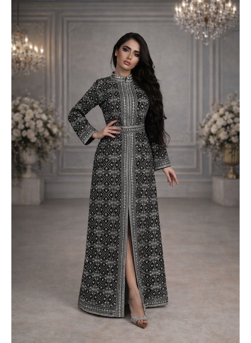 Luxury Arabian and Gulf clothing suitable for all categories - Image 4