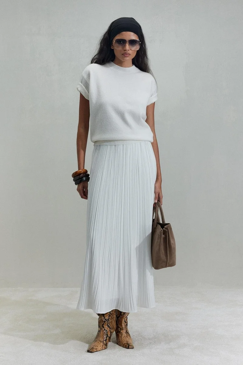 سود كوليكشن Ecru Robe Short Sleeve Sweater