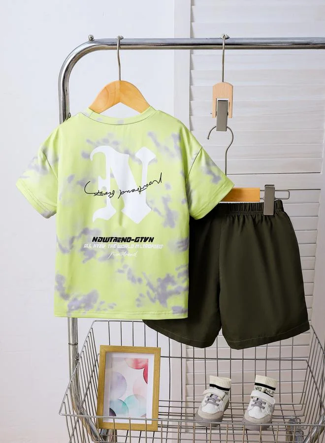 تايك تو مجموعة من تيشيرت وشورت بطبعة جرافيك للأولاد