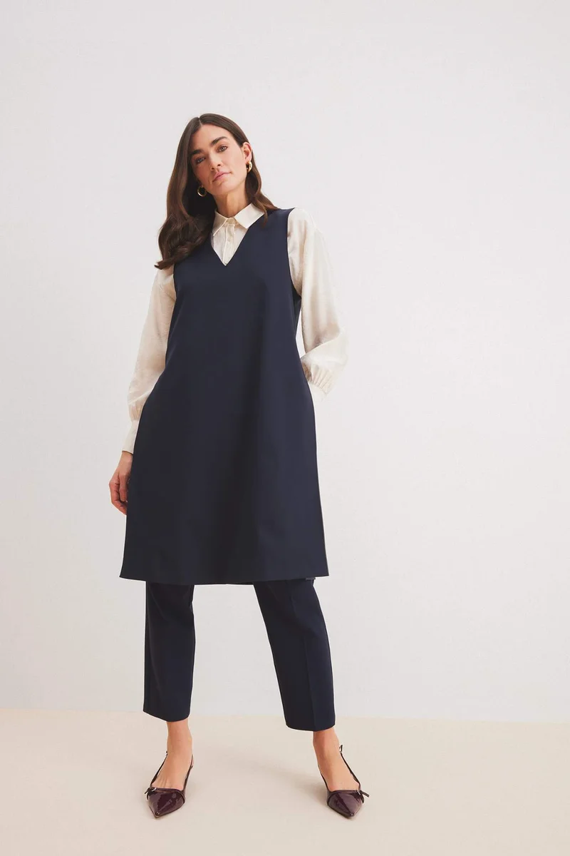 ديفاكتو Regular Fit V Neck Basic Long Vest