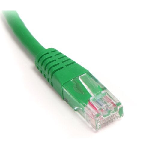 StarTech.com Cat5e Ethernet Cable - 1 ft - Green - Patch Cable - Molded Cat5e Cable - Short Network Cable - Ethernet Cord - Cat 5e Cable - 1ft (M45PATCH1GN) - Image 2