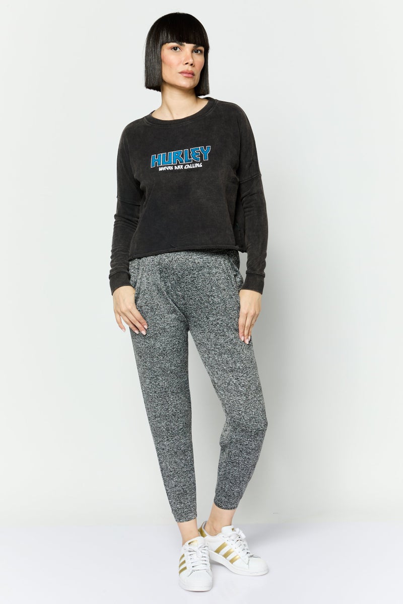 Hurley بلوزة رياضية نسائية بأكمام طويلة مناسبة في الهواء الطلق، مجموعة سوداء - Image 4