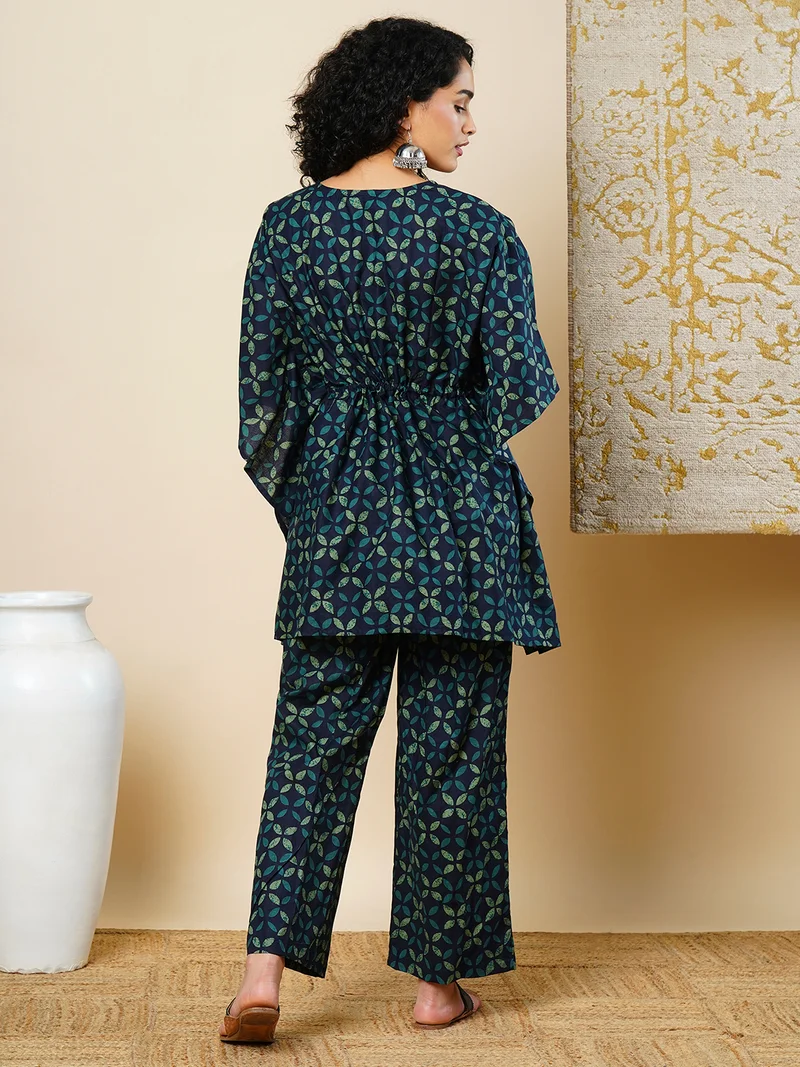 globus Women Blue Floral Printed V-Neck Pure Cotton Kaftan Tunic With Trousers
