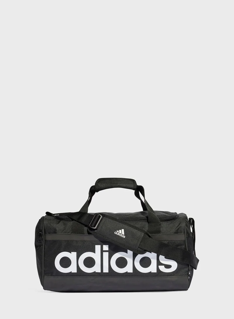 adidas شنطة رياضية