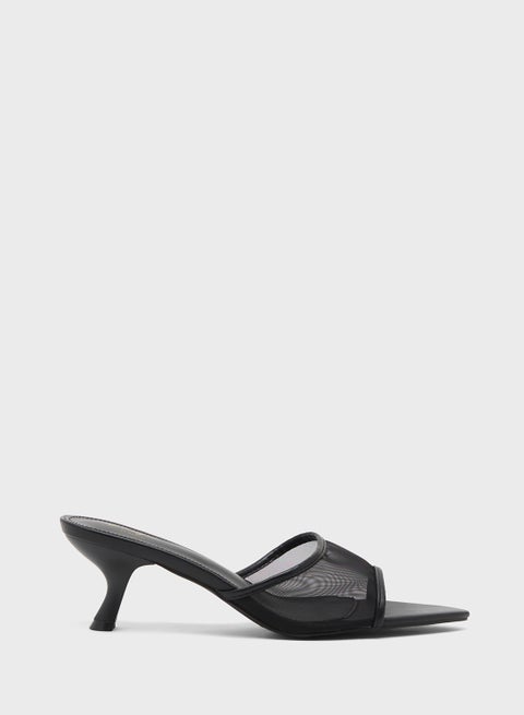 صندل شبكي بكعب متوسط