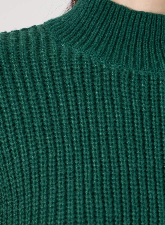 ستايلي سويتر شانكي بقصة عادية وياقة عالية