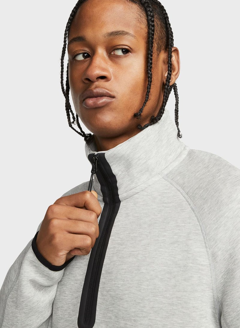 Essential Fleece Sweatshirt