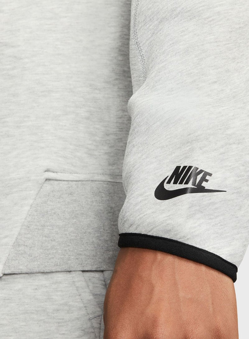 Essential Fleece Sweatshirt
