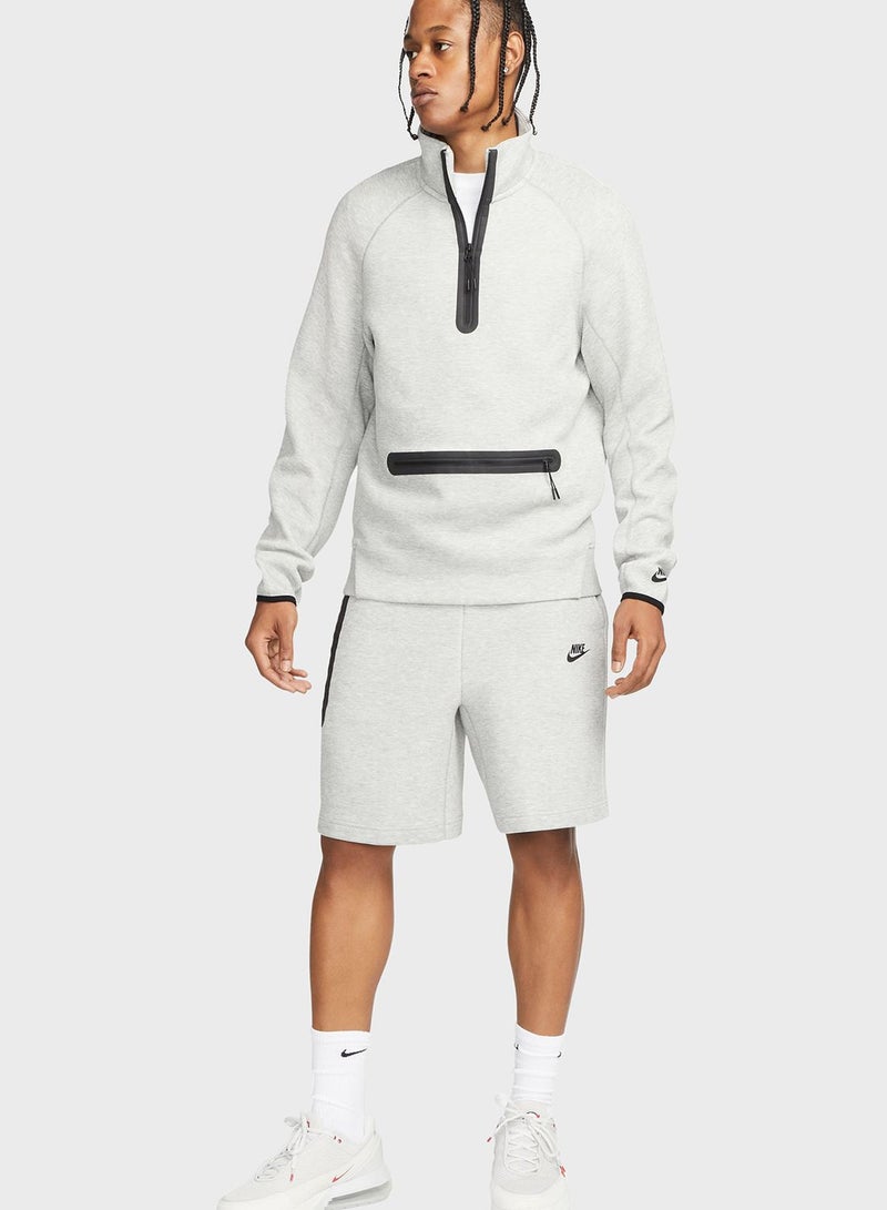 Essential Fleece Sweatshirt