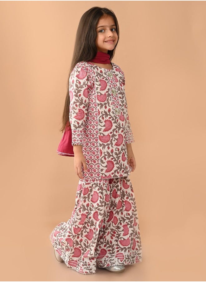 LILPICKS مجموعة كورتا شارارا العرقية  - Image 1