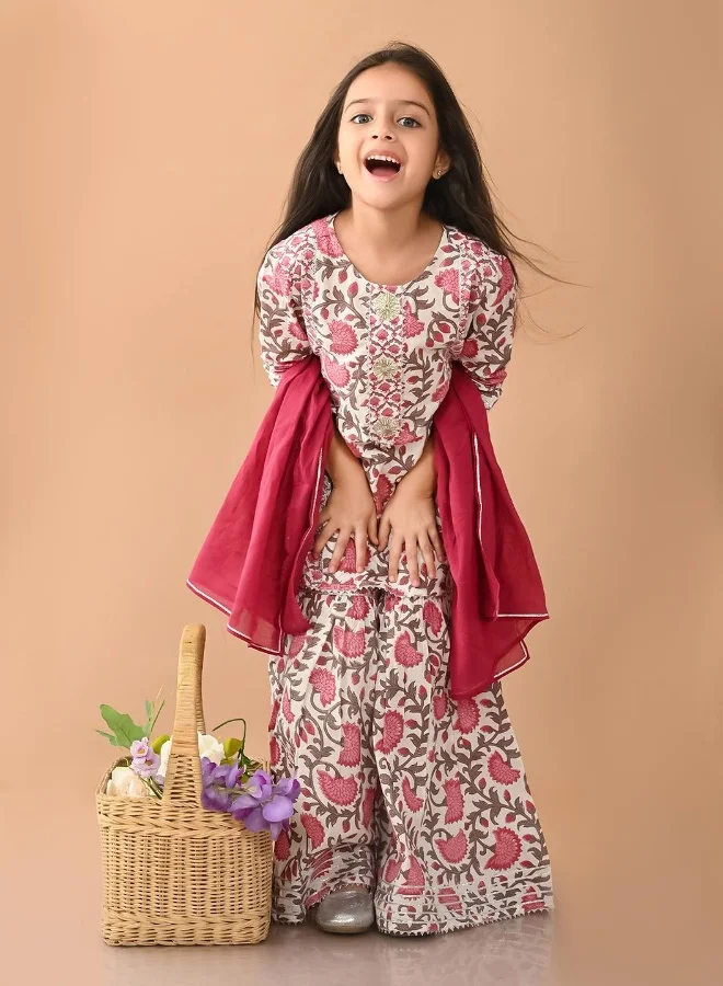 ليل بيكس Ethnic Kurta Sharara Set