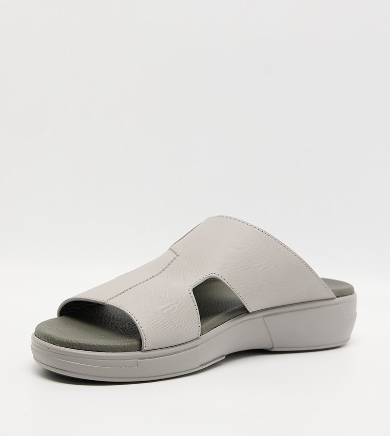 ALDO Textured Arabic Sandals - Image 2
