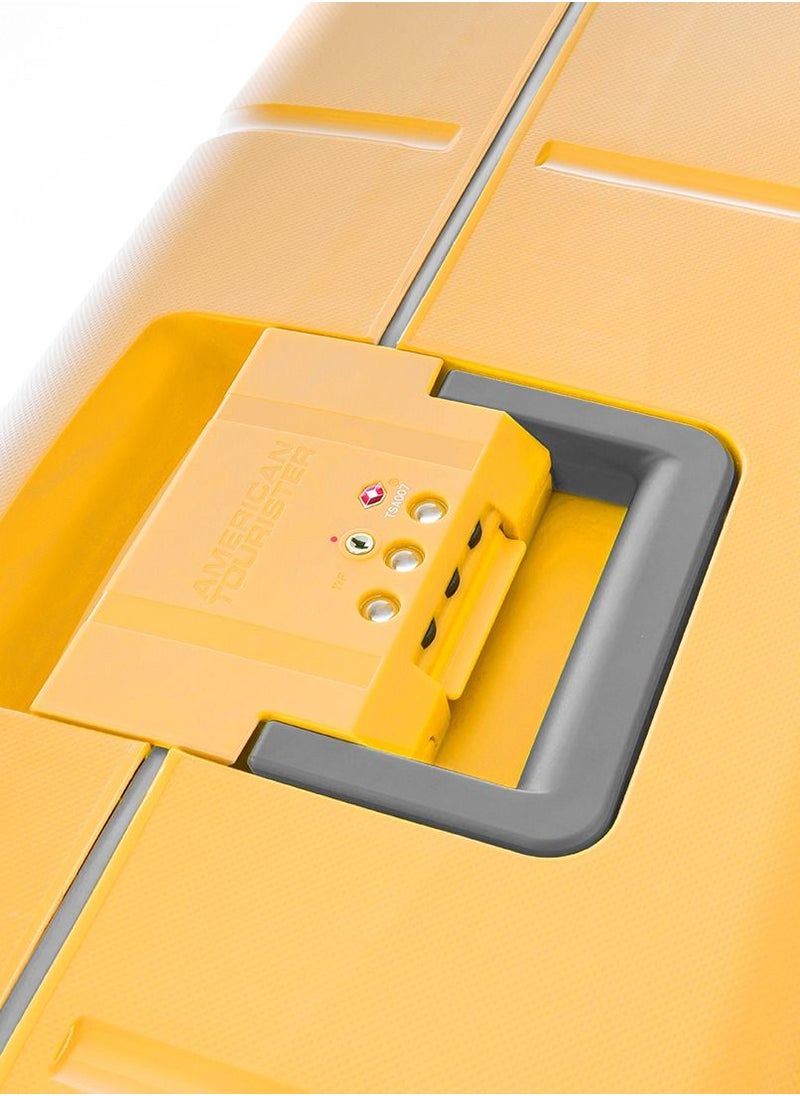 AMERICAN TOURISTER American Tourister TRIGARD hard spinner luggage cabin TSA 55cm - Yellow  - Image 4