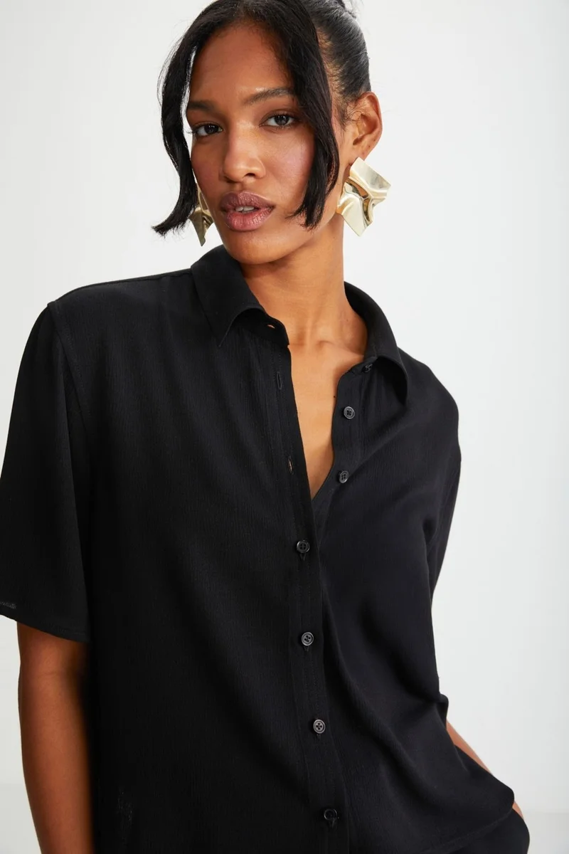 GRIMELANGE Carmına Women's Short Sleeve Buttoned Pocketless Black Shirt