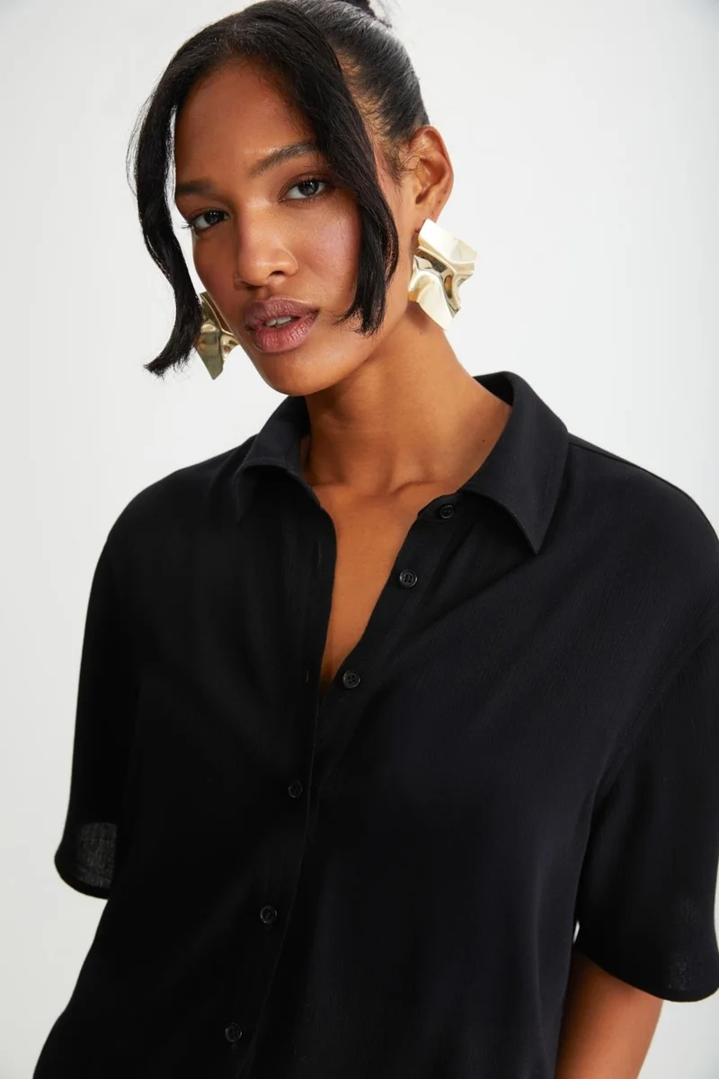 GRIMELANGE Carmına Women's Short Sleeve Buttoned Pocketless Black Shirt
