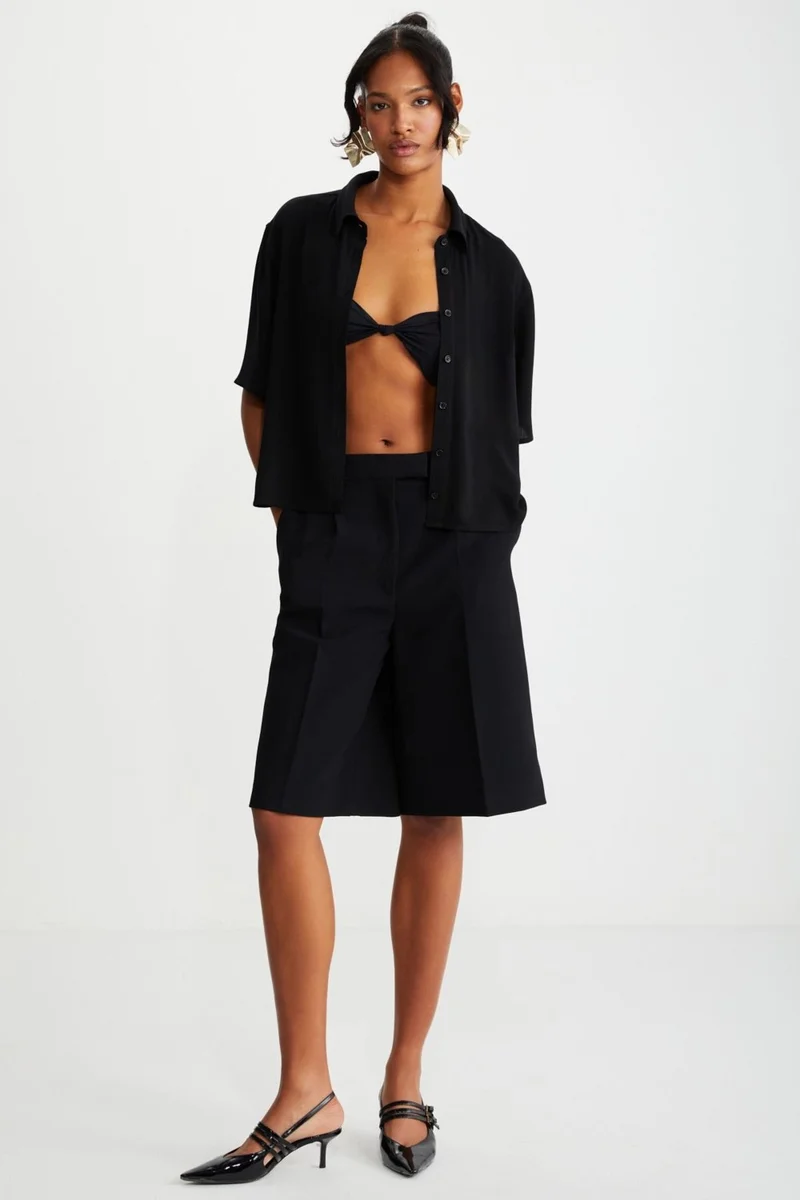 GRIMELANGE Carmına Women's Short Sleeve Buttoned Pocketless Black Shirt