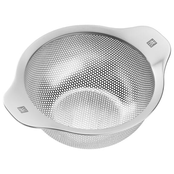Zwilling 6.2-inch 18/10 Stainless Steel Strainer - Image 4