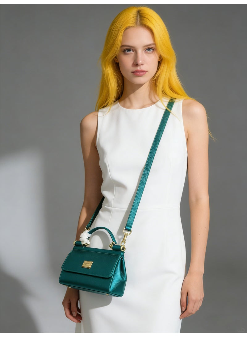 D&G DG BAG Green Dauphine Leather Mini Bag - Gold Metal Hardware, Signature Logo Plate, Top Handle & Convertible Strap, Luxury Structured Handbag for Daily & Formal Occasions - Image 4