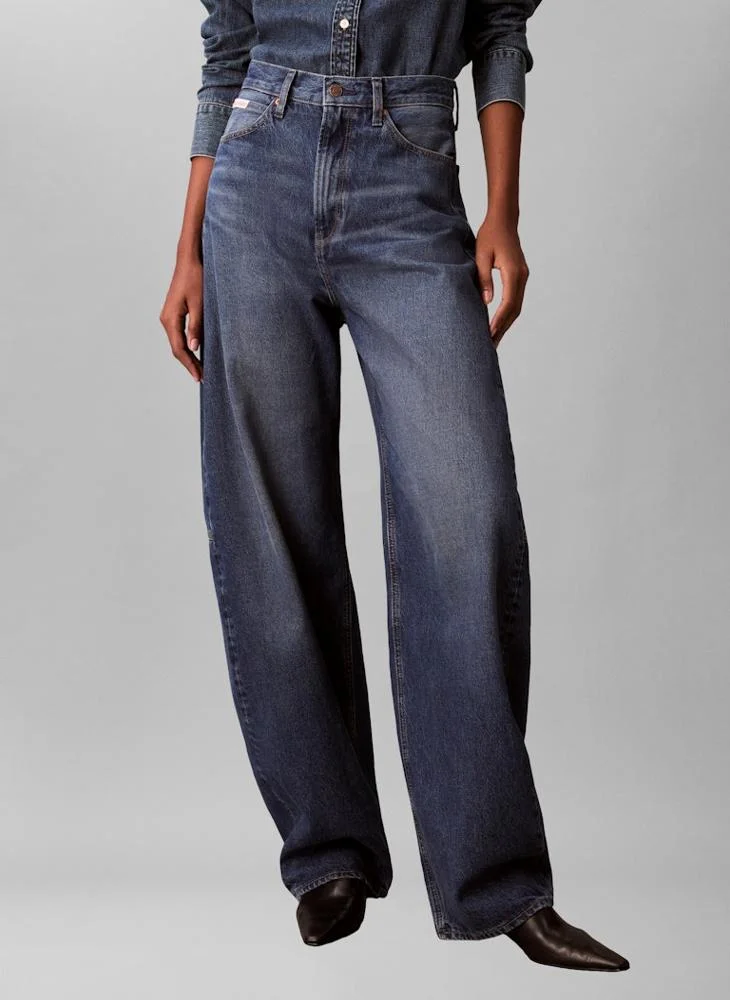 Essential Barrel Jeans