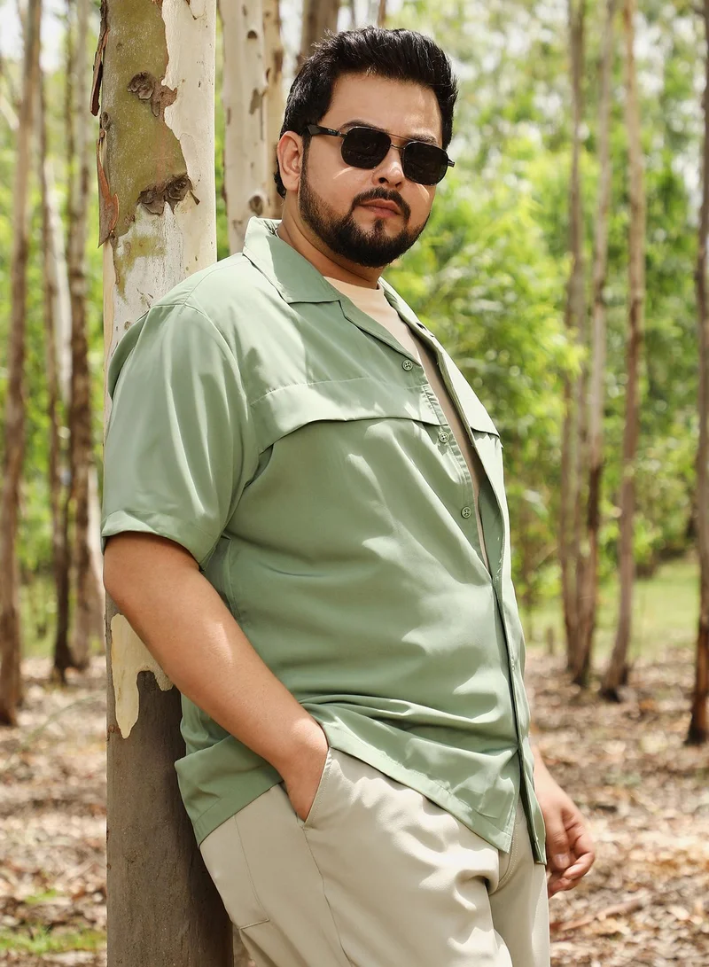 انستافاب بلس Instafab Men's Pistachio Green Front-Flap Cuban Shirt | Cuban Collar , Short Regular Sleeves , Button Closure | Solid Plain | Polyester Blend Shirt For Casual Wear