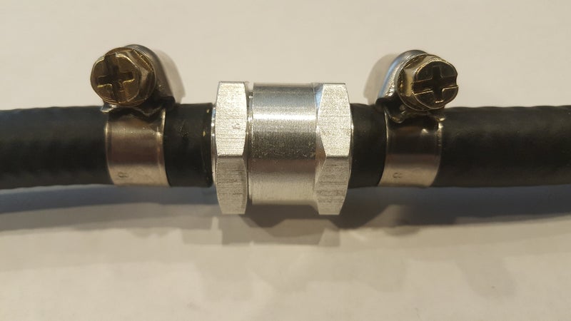 Muzzys صمام فحص الوقود Muzzys 8mm، 5/16"، خطي، باتجاه واحد، غير قابل للعودة، من الألمنيوم، مع مشابك، للماء، الغاز، الديزل، والزيوت، على UTV، كواد، سكوتر ثلجي، دراجة نارية، جت سكي، جزازة، منفاخ، سيارة، شاحنة، جرار - Image 3