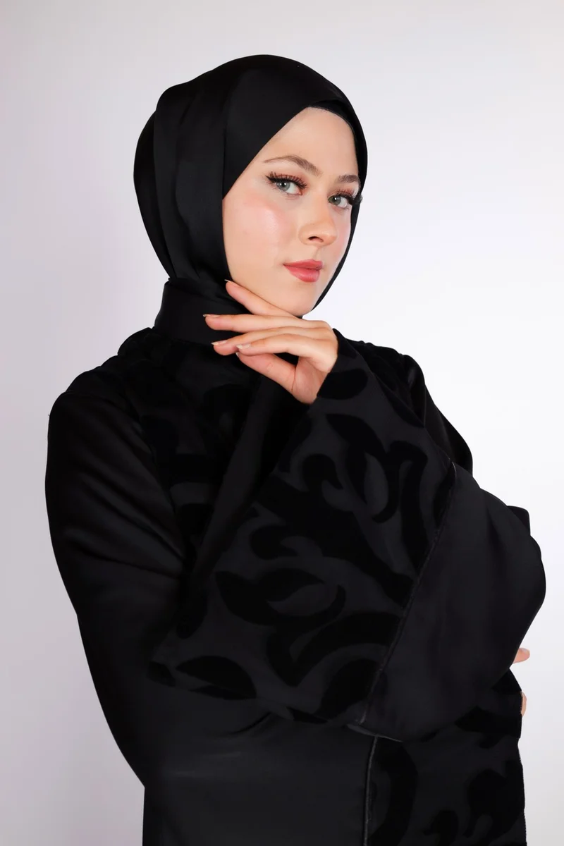هاريكا وير Wonderful Wear Modern Elegance Black Abaya
