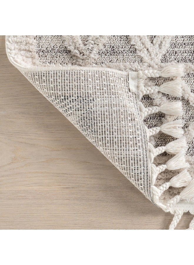 nuLOOM nuLOOM Ansley Moroccan Lattice Tassel Area Rug - 4x6 Area Rug Modern/Contemporary Light Grey/Off-White Rugs for Living Room Bedroom Dining Room Kitchen  - Image 3