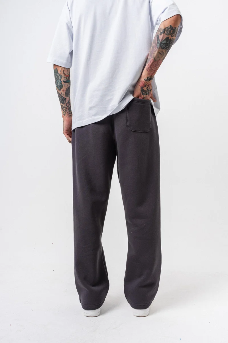 RESPIRE Men’s Respire Lettering Detail Basic Baggy Sweatpants Anthracite
