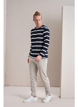 Tena Men's Navy Blue Crew Neck Horizontal Striped Waffle Sweatshirt  - Image 5
