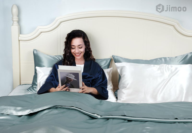 J JIMOO 100% Mulberry Silk Pillowcase for Hair and Skin, 22 Momme Pure Natural Silk Pillow Case Both Sided with Zipper, Pillow Cover for Women Mom Men (Airy Blue, Standard 20''Ã—26'', 1 Pack) - Image 3
