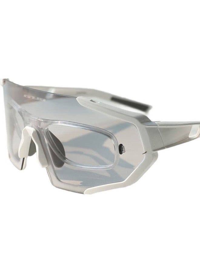 GUB Cycling Glasses With Photochromic Lenses For Day And Night Use, Outdoor Sports Protective Eyewear For Men And Women, Road Bike Glasses For Nearsightedness, Windproof And Sandproof - Image 3