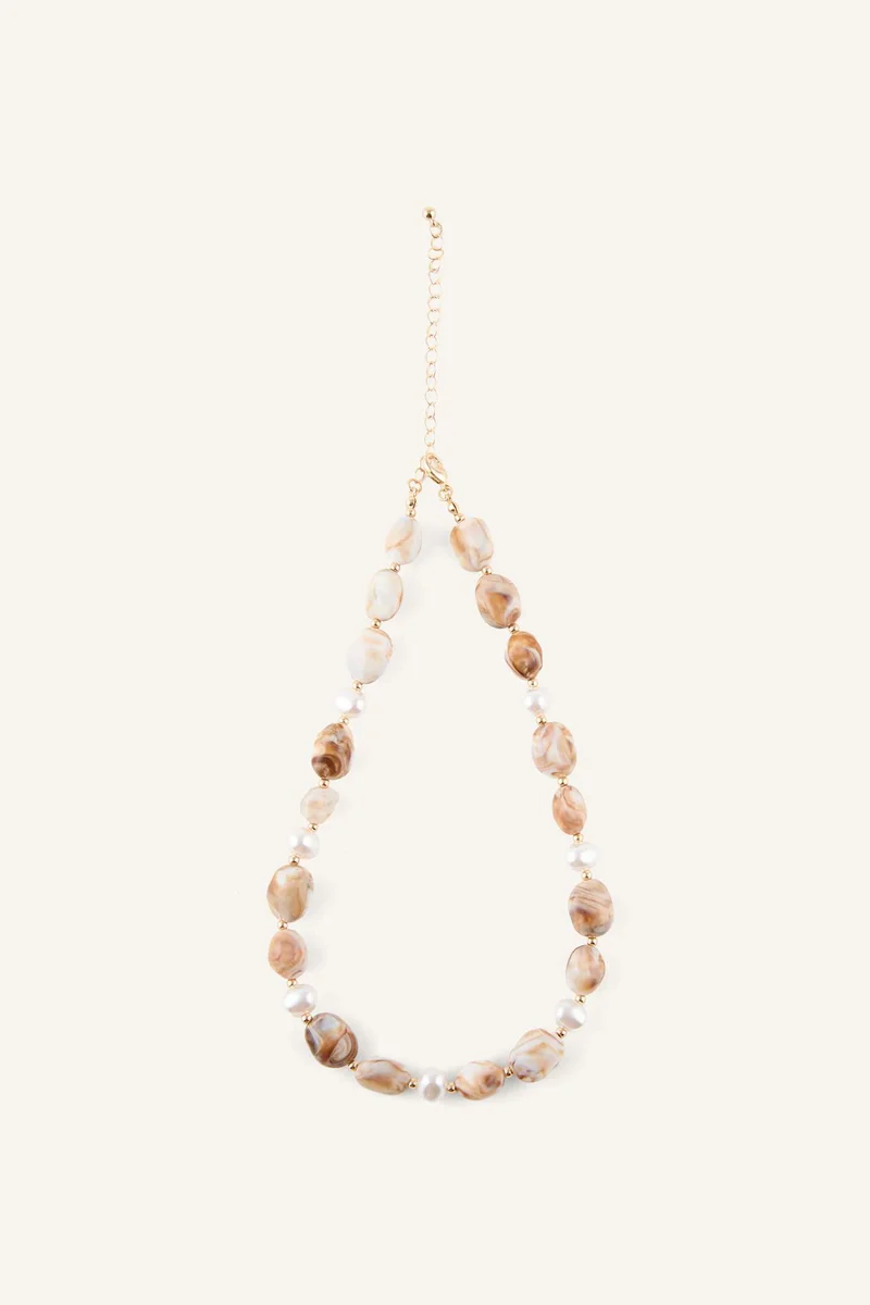 Woman Natural Stone Patterned Necklace with Stones