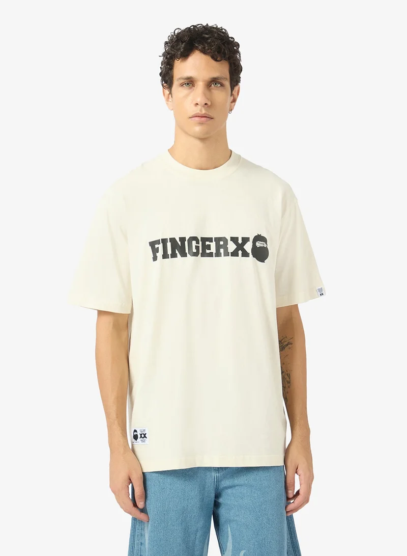 فينجركروكس تيشيرت بشعار بيج فوت القياسي