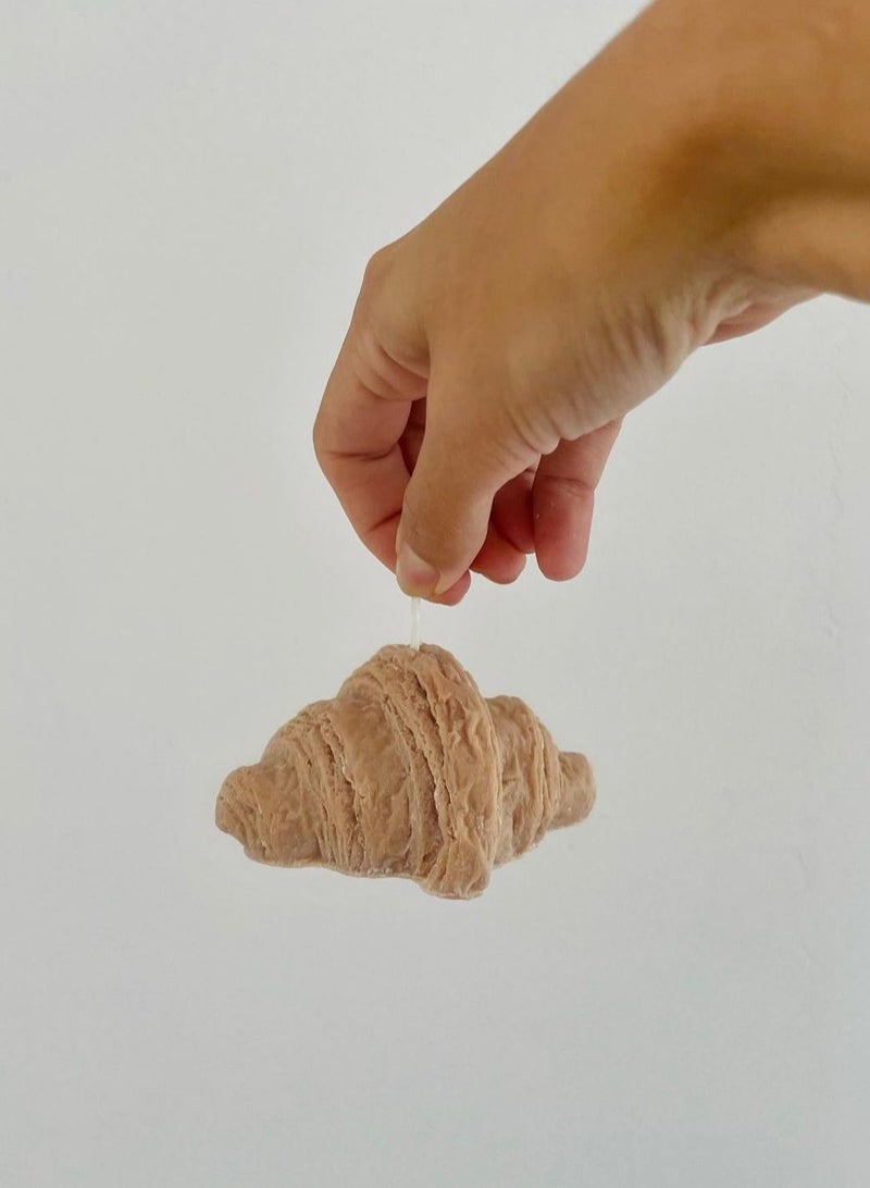 Croissant candle - Image 1