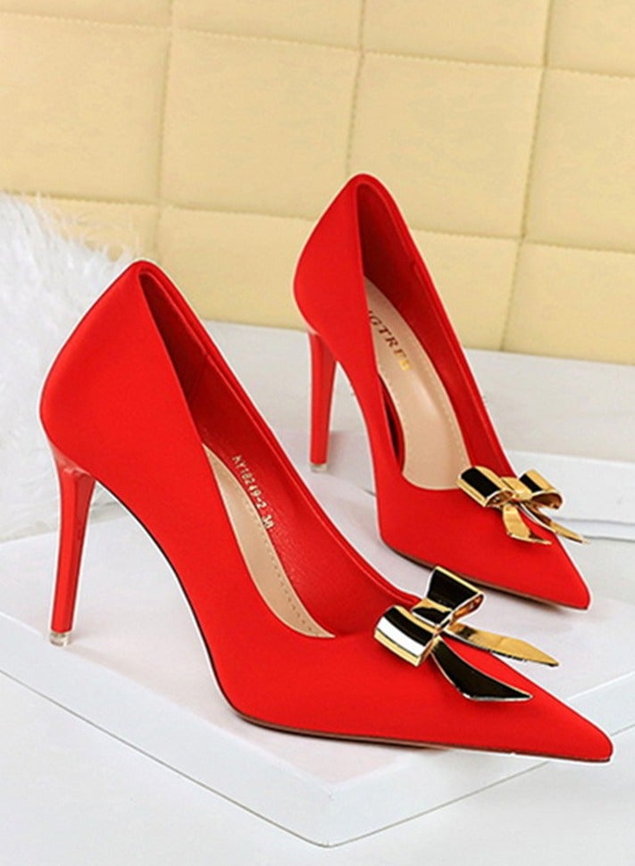 بيج تري المرأة المعدنية القوس ديكور الحزب مضخات الساتين أشار مغلق إصبع القدم الكعب العالي الأحمر 10.5CM - Image 2