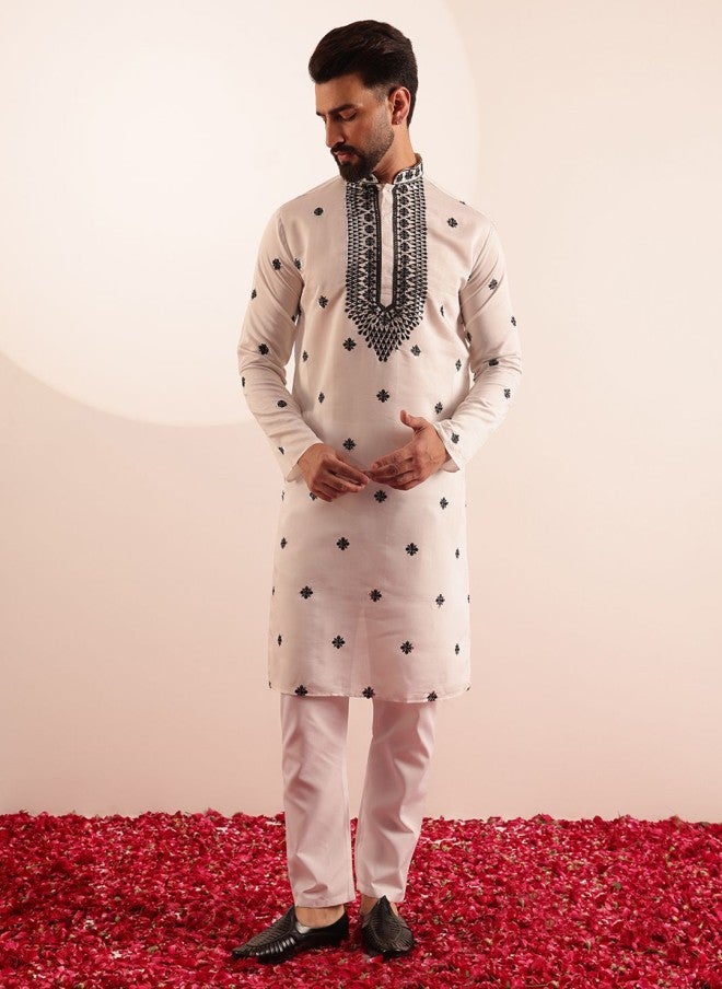 Sojanya قميص مطرز بأعمال المرايا للرجال - Image 2