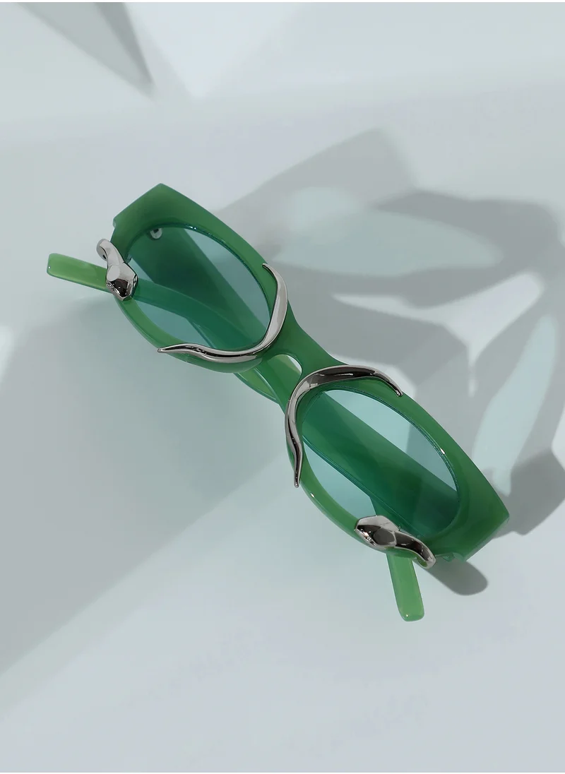 صوص هاوت Haute Sauce Women's The Serpent Oval Sunglasses For Casual Wear | One-Size | Kelly Green Polycarbonate Frame | Mint Green Polarized Lens | Full Rim | Eyewear For Woman & Girls